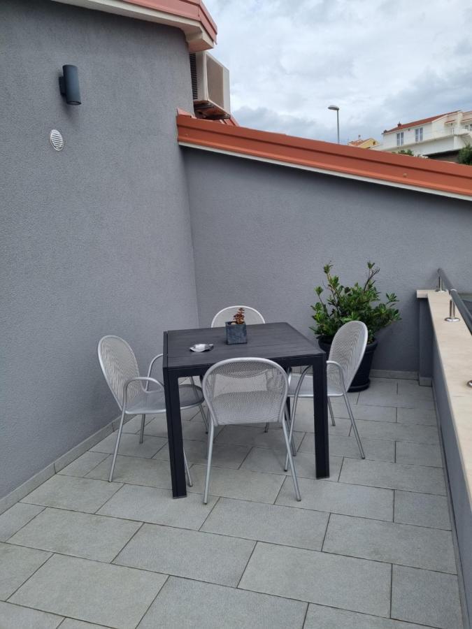 Apartments Jadran 普利莫顿 外观 照片